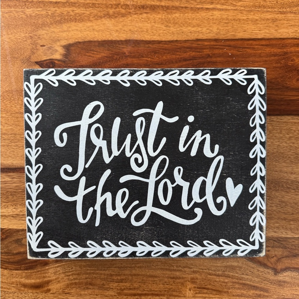 Inspirational Black and White Wall Decor